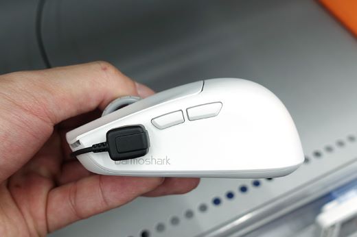 つまみ持ち特化の超小型マウス「M5」などDarmosharkのゲーミングマウス