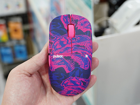 Pulsarの軽量ゲーミングマウス「X2 CrazyLight」に“PRX Edition”が追加