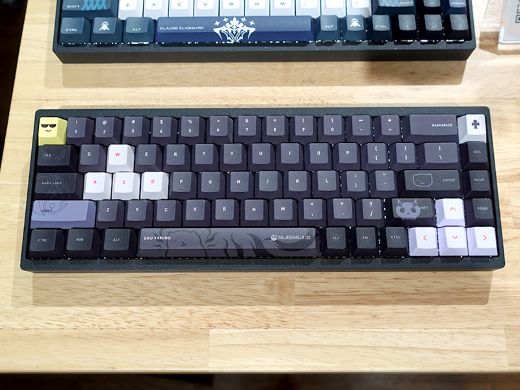 Arbiter×NIJISANJI ENコラボのラピトリゲーミングキーボードが予約開始