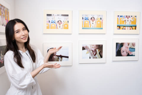 写真展レポート】“素の彼女”に出会える場所——「May J.×Fujisato Ichiro