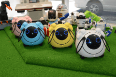 タカラトミーとNTTドコモ、会話ロボット「OHaNAS」を発表 - GAME Watch