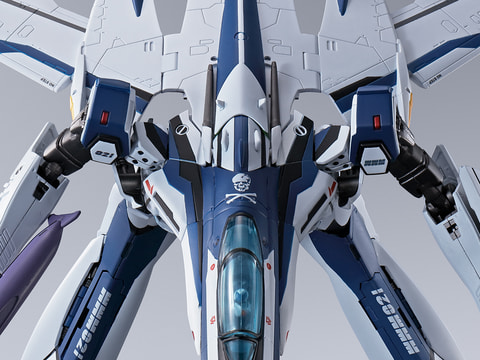 DX超合金 VF-25メサイアバルキリー WORLDWIDE Anniv.」が本日発売