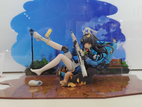 ブルアカ」より白洲アズサの水着姿がフィギュア化！ 可愛らしい霞沢