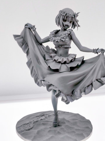 リコリコ」錦木千束、ハワイでの姿が1/7スケールフィギュアで立体化