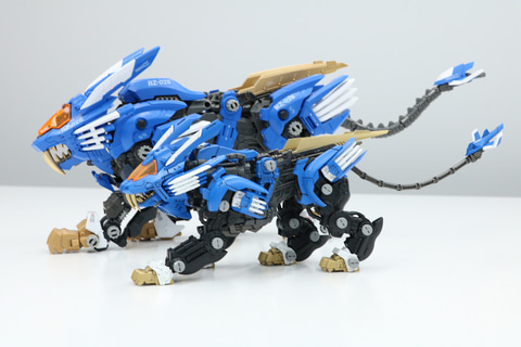 インタビュー】ゾイド「RMZ-001 ブレードライガー」＆「RMZ-002