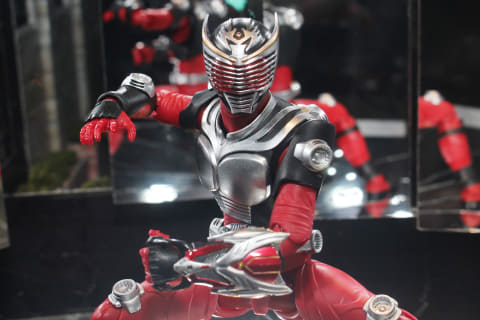 特別企画】「S.H.Figuarts（真骨彫製法） 仮面ライダー龍騎」が8月に