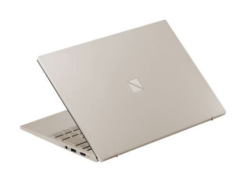 NEC、Z世代に向けたノートPC「NEXTREME Carbon」 - Impress Watch