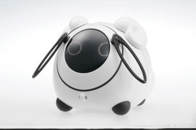 ドコモとタカラトミーからクラウド型のお話しロボ「OHaNAS