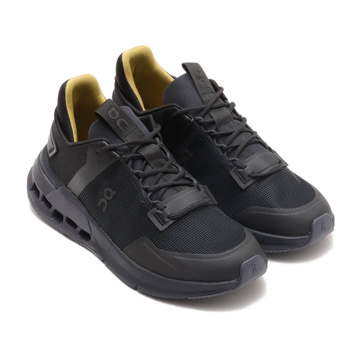 On Cloudnova Flux Suma 1 Black | Iron（オン クラウドノヴァ