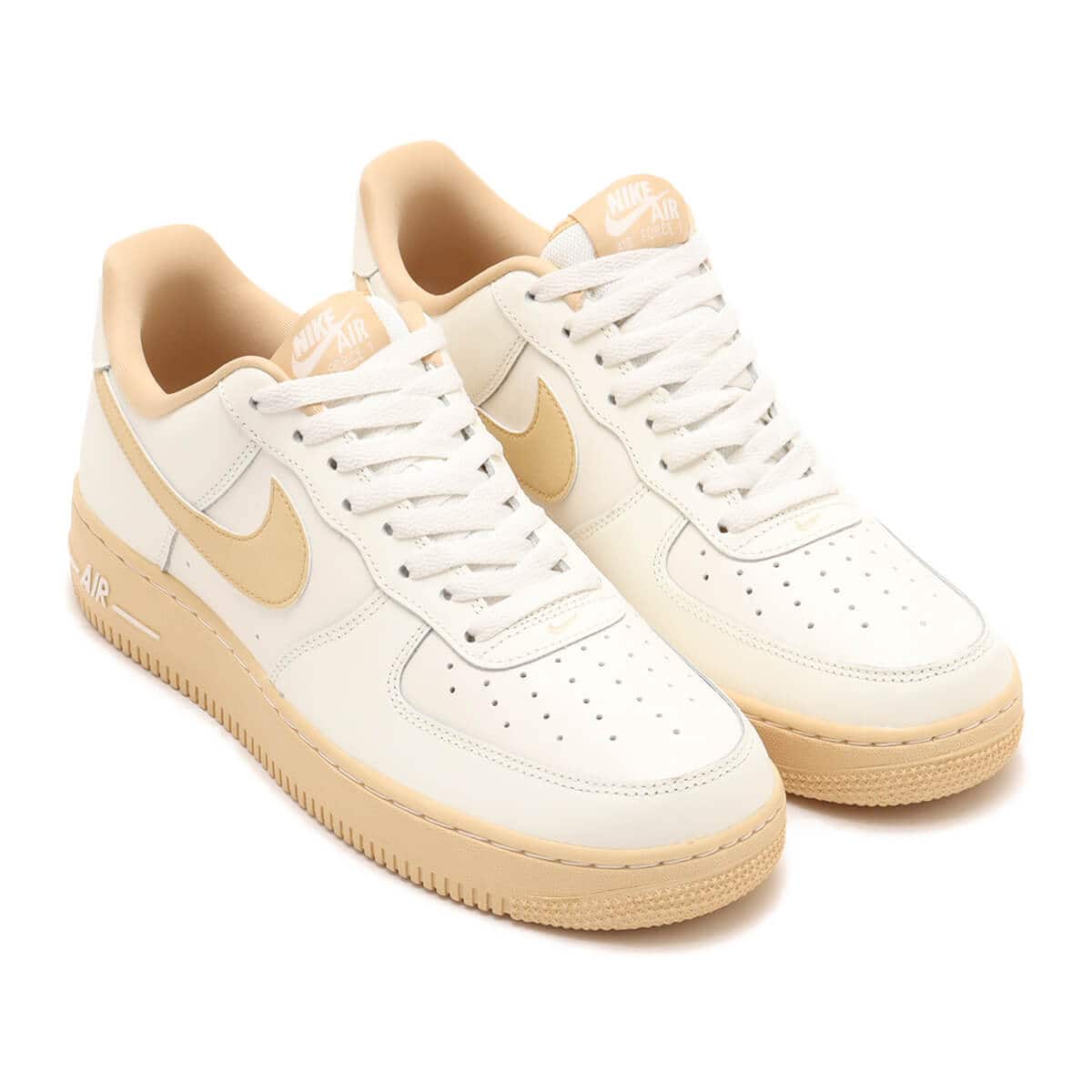 NIKE WMNS AIR FORCE 1 '07 SAIL/SESAME-VINTAGE GREEN（ナイキ