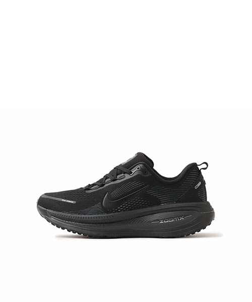 NIKE VOMERO 18 BLACK/BLACK-DK SMOKE GREY-LT SMOKE GREY（ナイキ