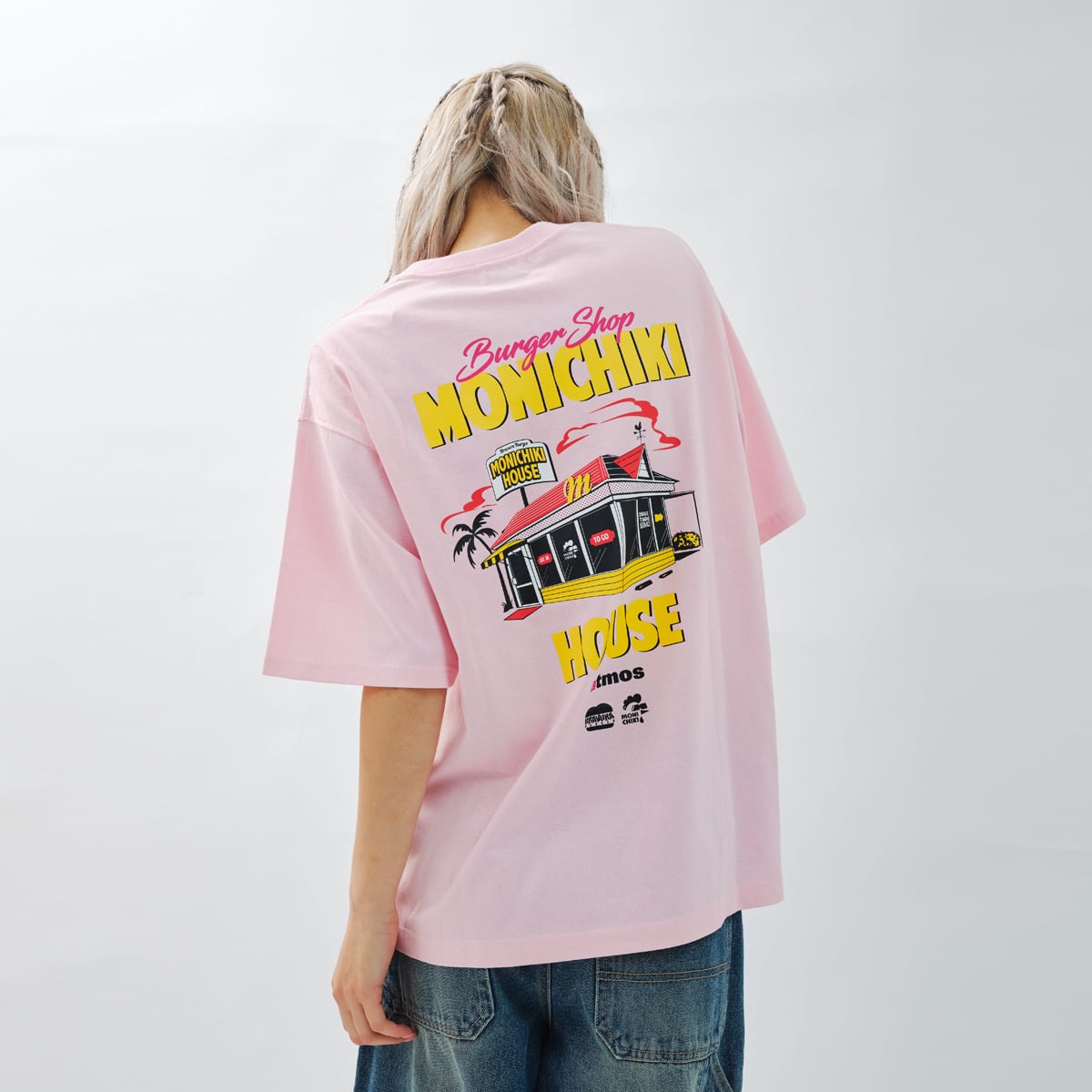 atmos pink x MONICHIKI HOUSE Address T-Shirt PINK（アトモス ピンク