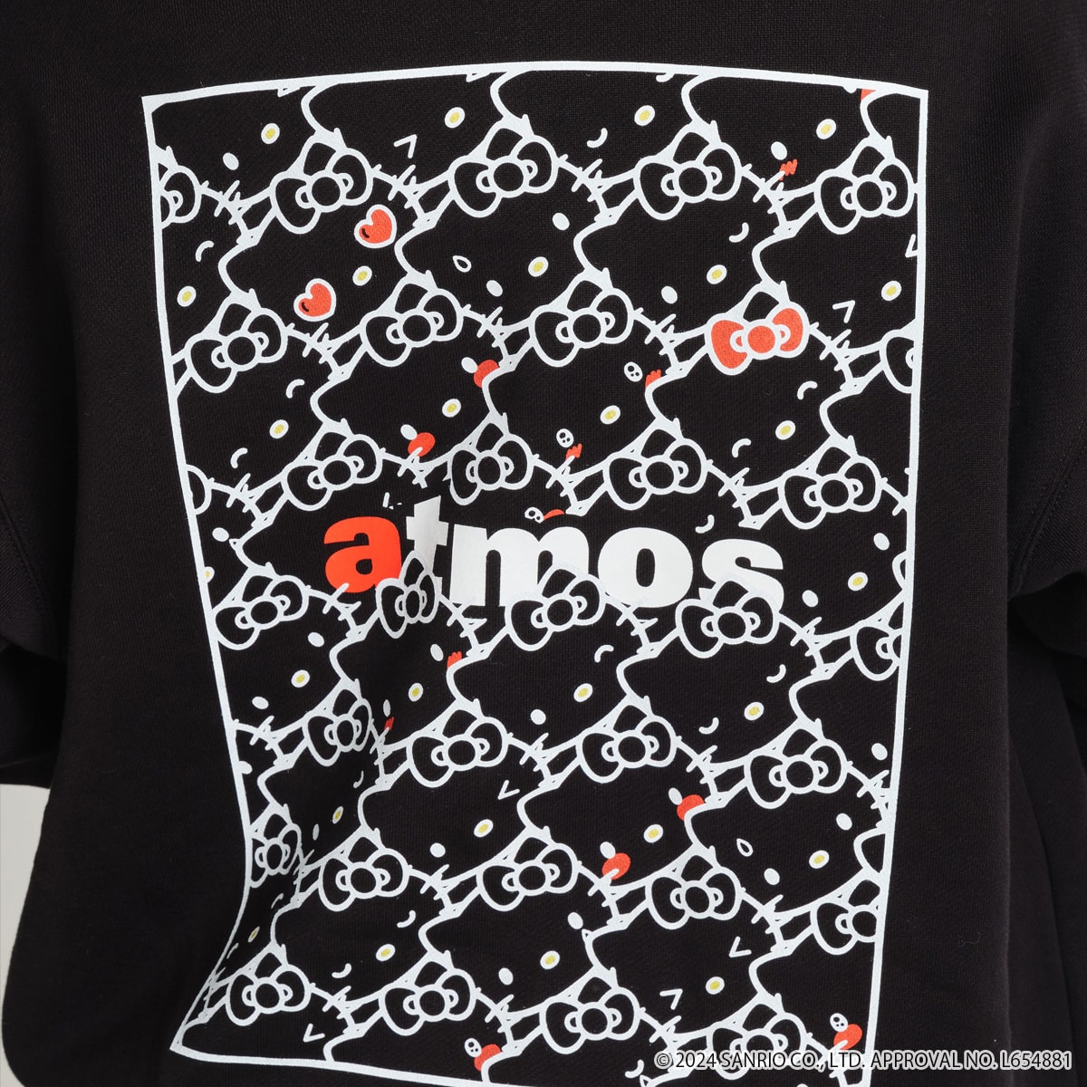 HELLO KITTY x atmos pink Double Open-end Zipper Parka BLACK