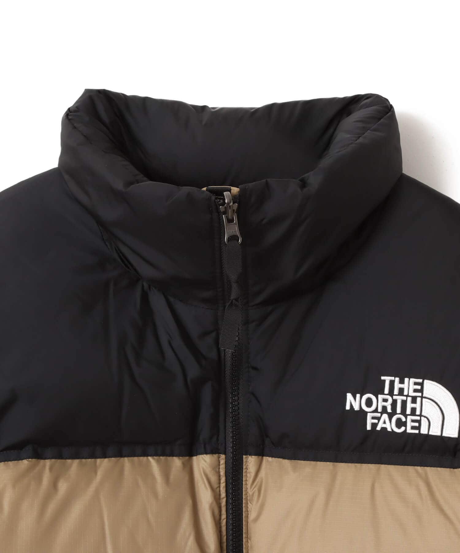 THE NORTH FACE Nuptse Jacket ブラックxクラシックカーキ（ザ・ノース