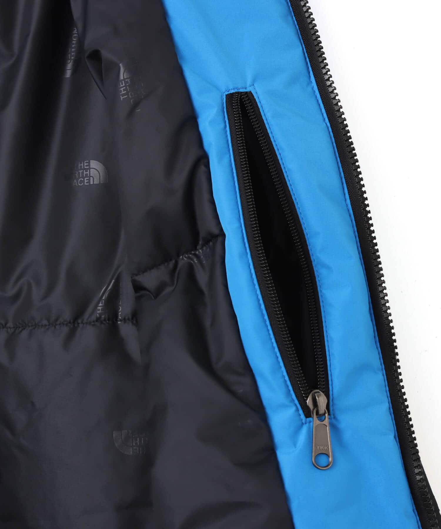 THE NORTH FACE Mountain Insulation Jacket ブラックxクリアレイク