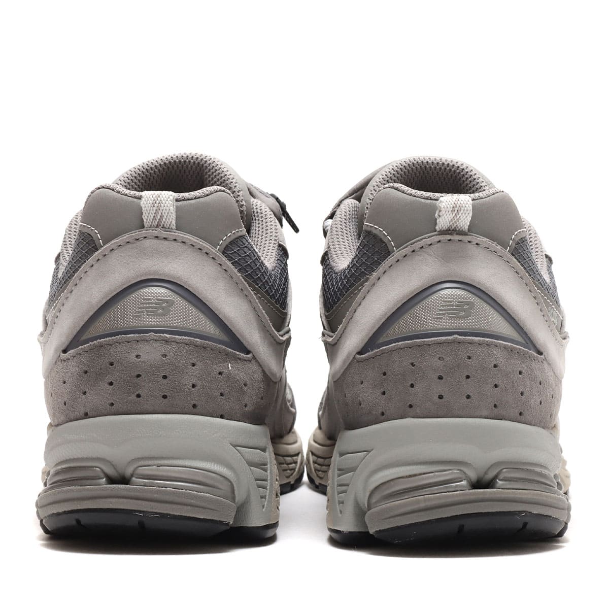 New Balance M2002RVC GRAY（ニューバランス M2002RVC-グレー