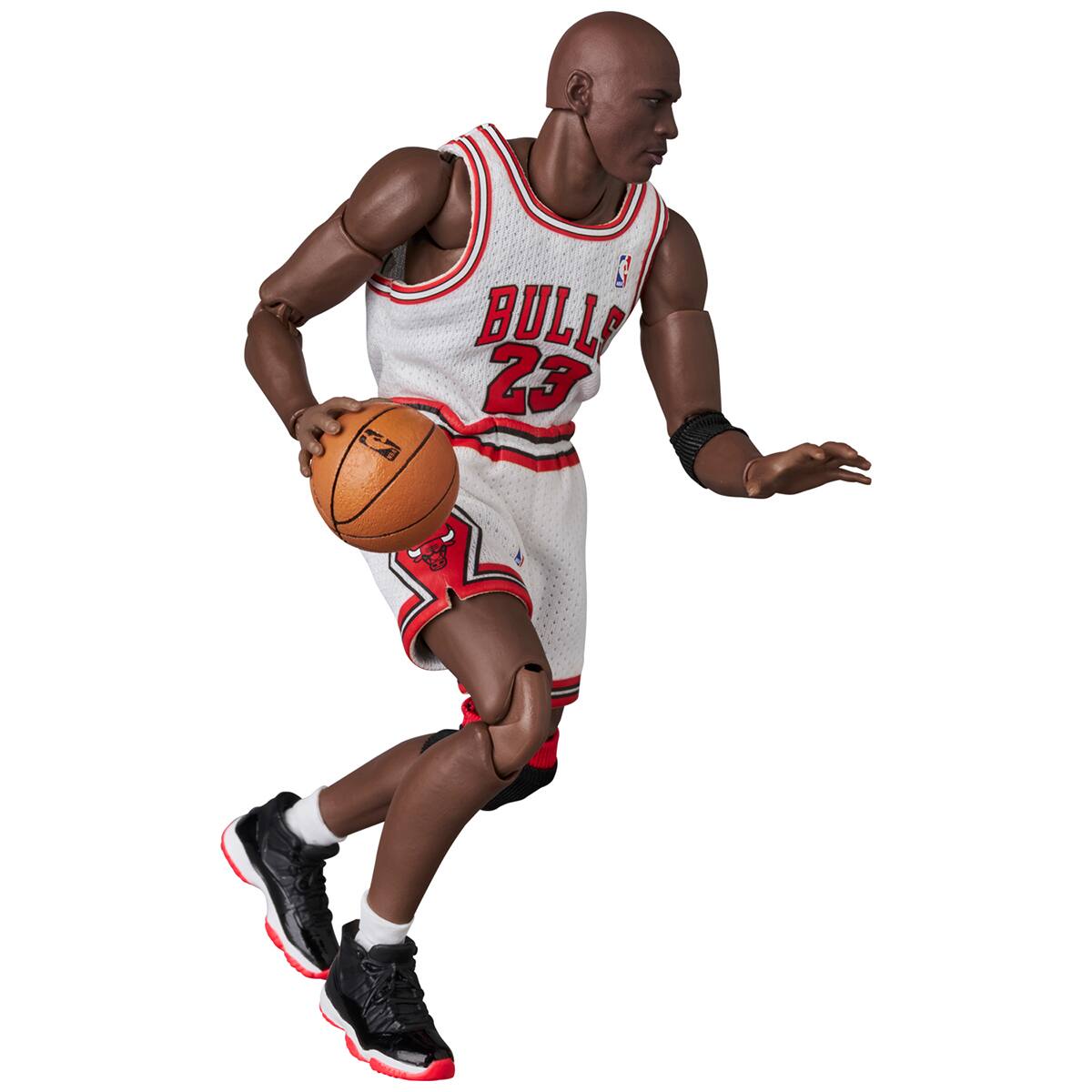 MEDICOM TOY MAFEX MICHAEL JORDAN(CHICAGO BULLS HOME) WHITE