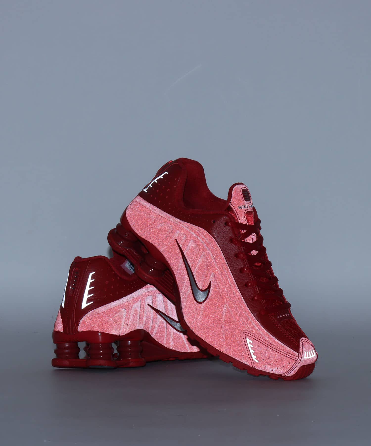 NIKE SHOX R4 GYM RED/METALLIC SILVER（ナイキ ショックス R4-レッド