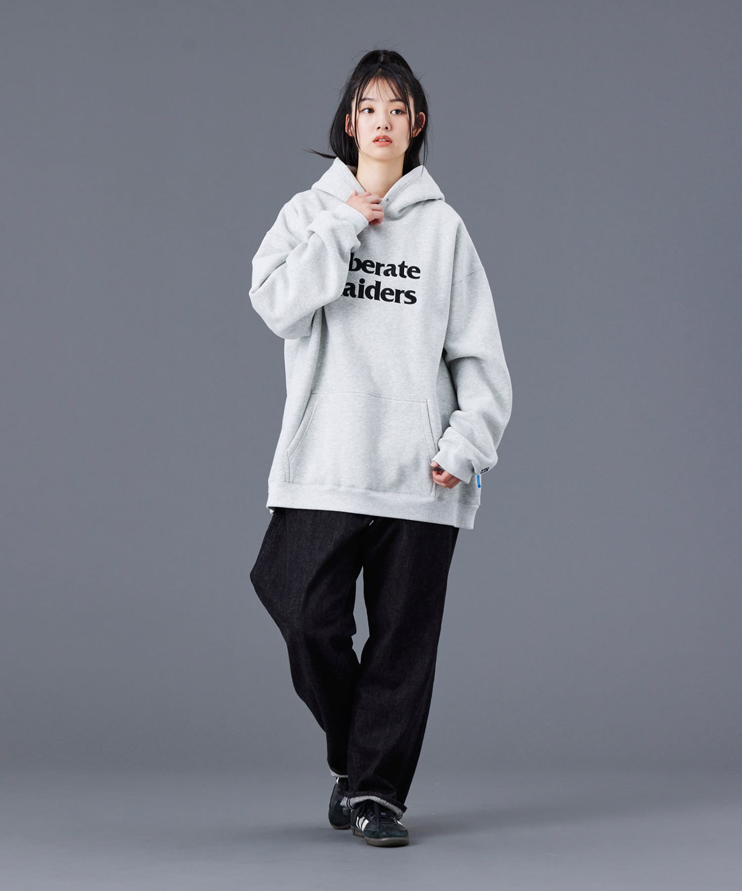 LIBERAIDERS LR EMBROIDERY HOODIE GRAY（リベレイダース エル アール