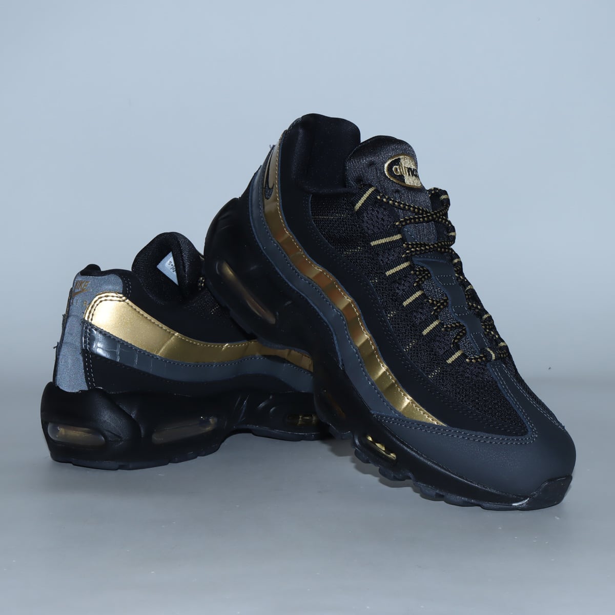 NIKE AIR MAX 95 PRM BLACK/BLACK-METALLIC GOLD-ANTHRACITE（ナイキ