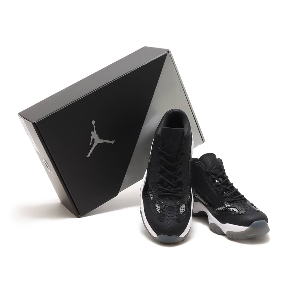 JORDAN BRAND AIR JORDAN 11 RETRO LOW IE BLACK/BLACK-WHITE