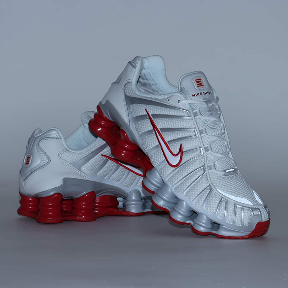 NIKE W SHOX TL PLATINUM TINT/WHITE-GYM RED（ナイキ ウィメンズ