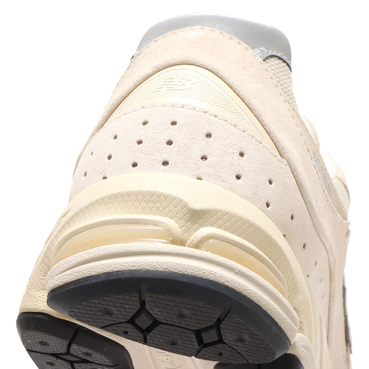 New Balance M2002RCC OFF WHITE （ニューバランス M2002RCC-オフ