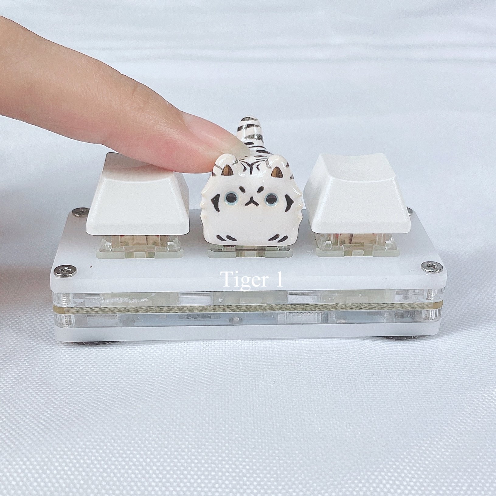 White tiger and cat ceramic keycaps (choose your design