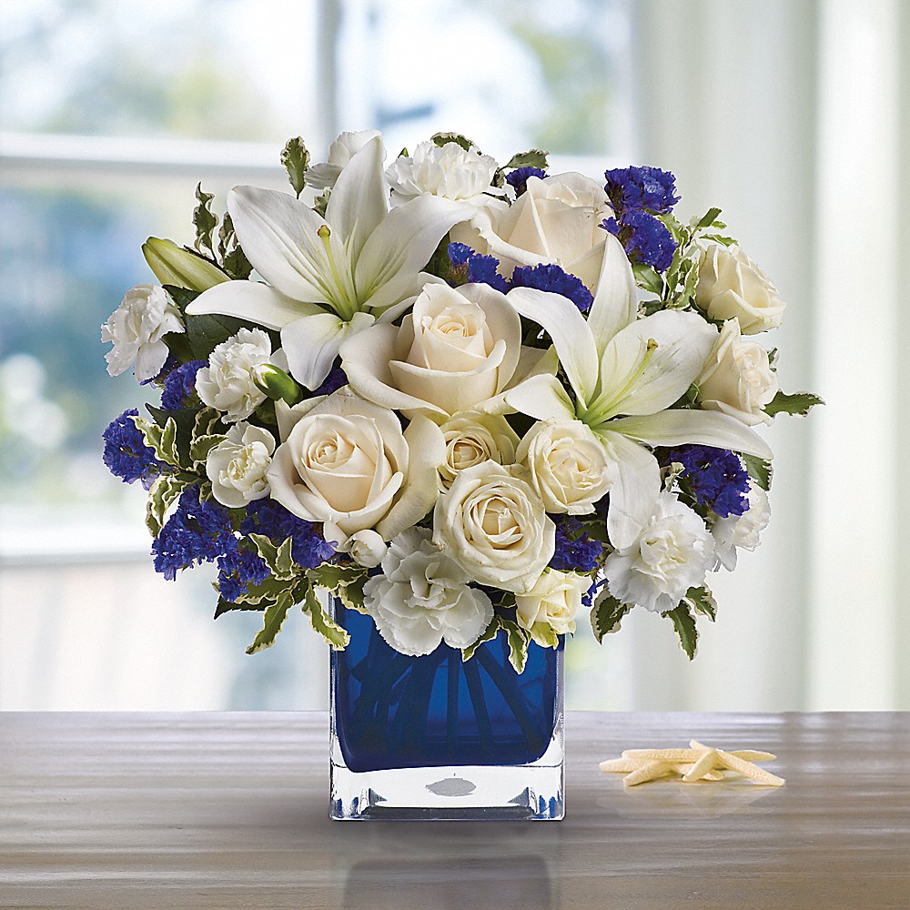 Teleflora's Sapphire Skies Bouquet in Grand Ledge MI - Macdowell's