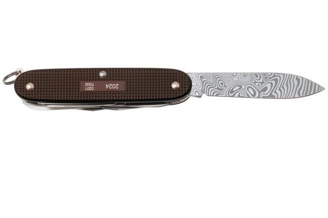 Victorinox Farmer X 0.8271.J24 Dark Brown Alox, Hakkapella