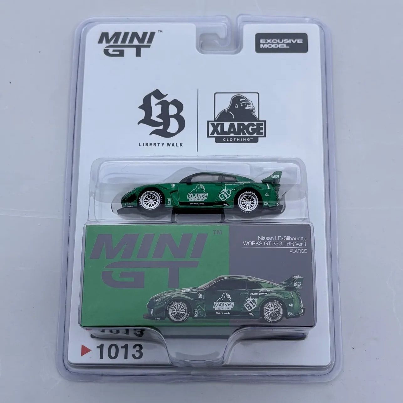 miniGT #1013 NISSAN LB-Silhouette works GT 35GT-RR Ver.1 (XLARGE