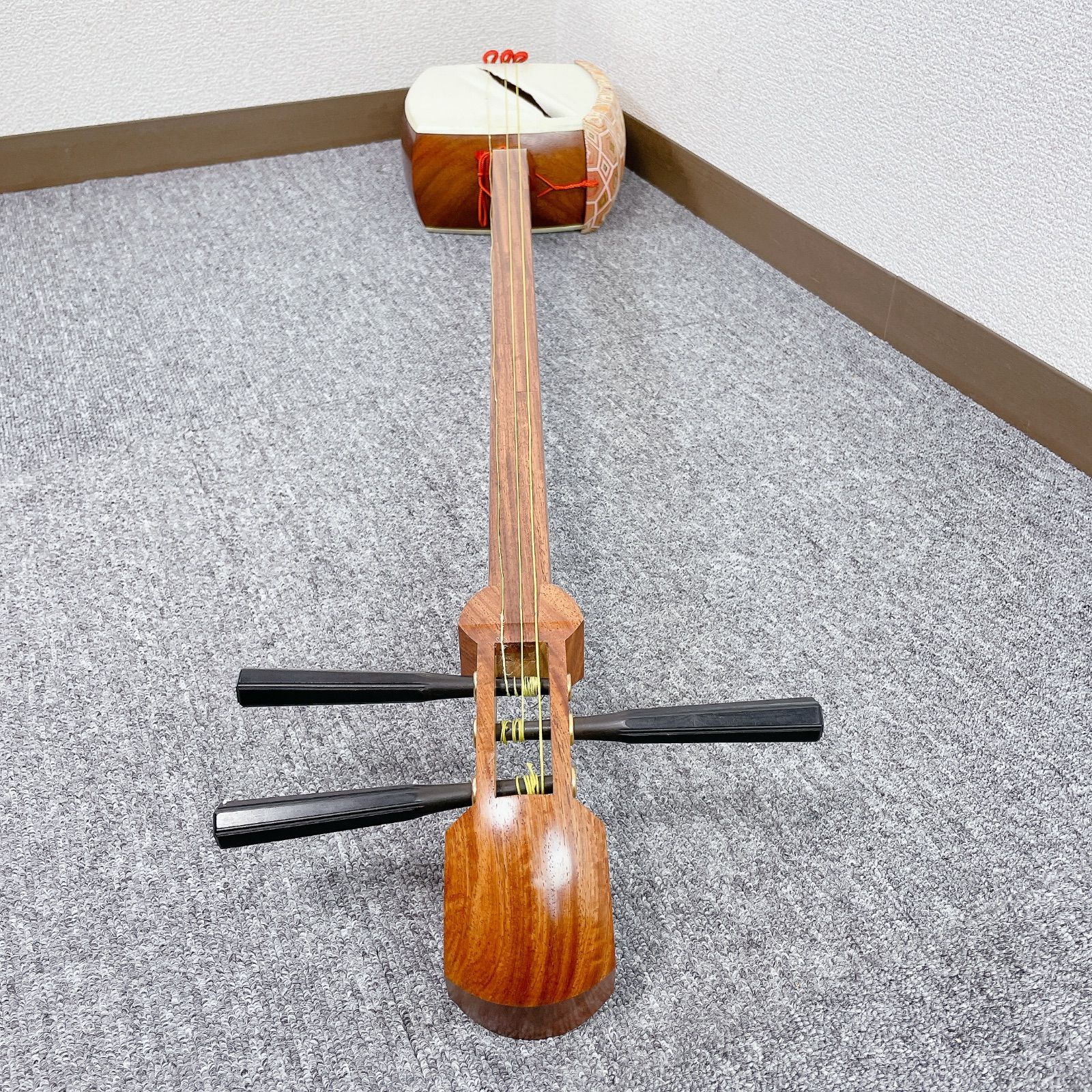 三味線 細棹 花梨 平溝 丸打胴 長唄 和楽器 - メルカリ