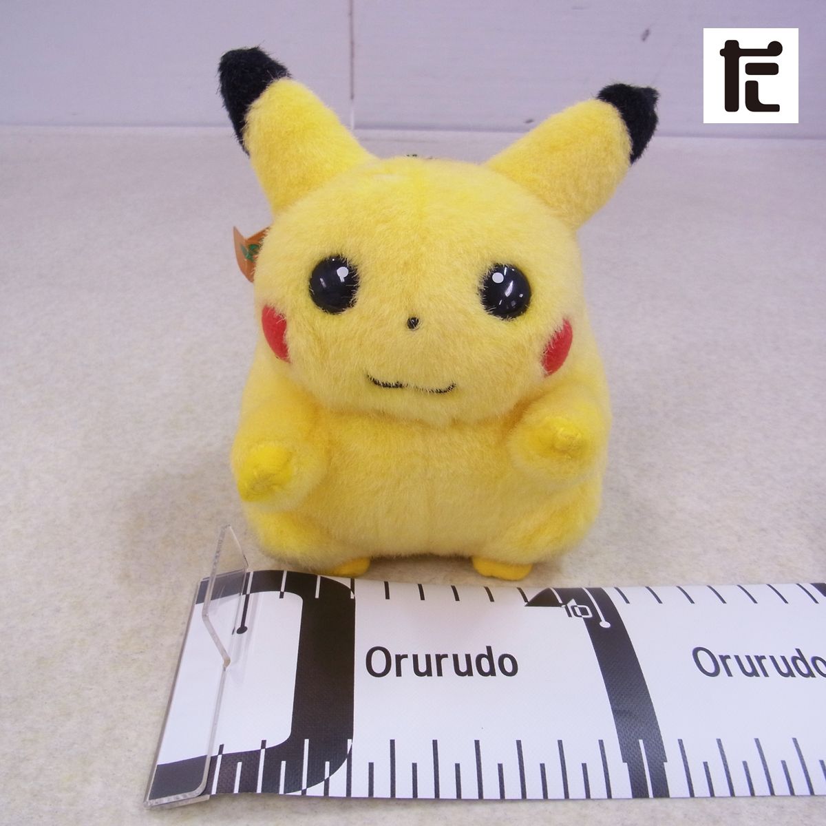 美品! TOMY ポケモンぬいぐるみ ピカチュウ おなかを押すとなくヨ！ 紙