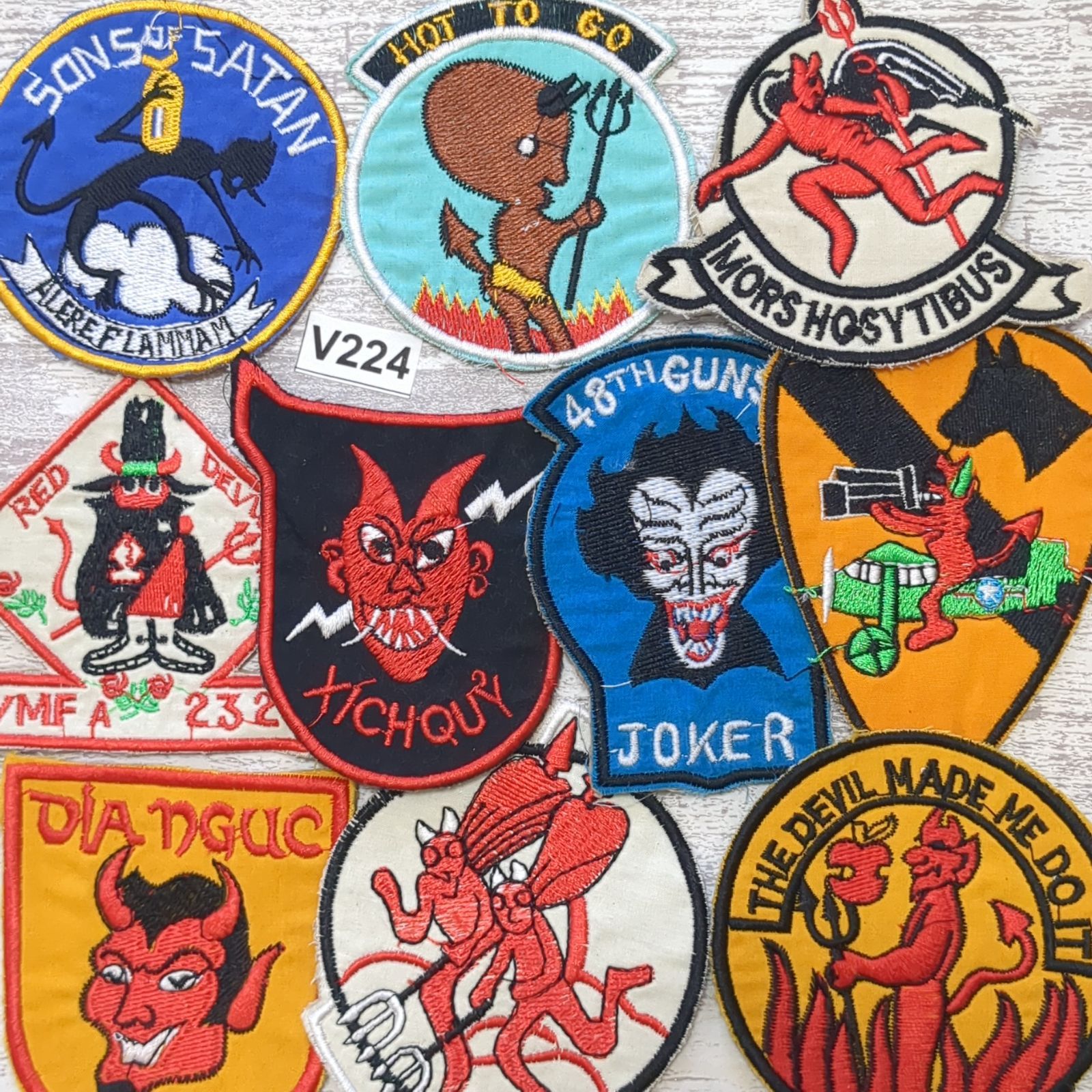 ワッペン 10枚 ☆V224 DEVIL デビル キャラクター 悪魔 デーモン