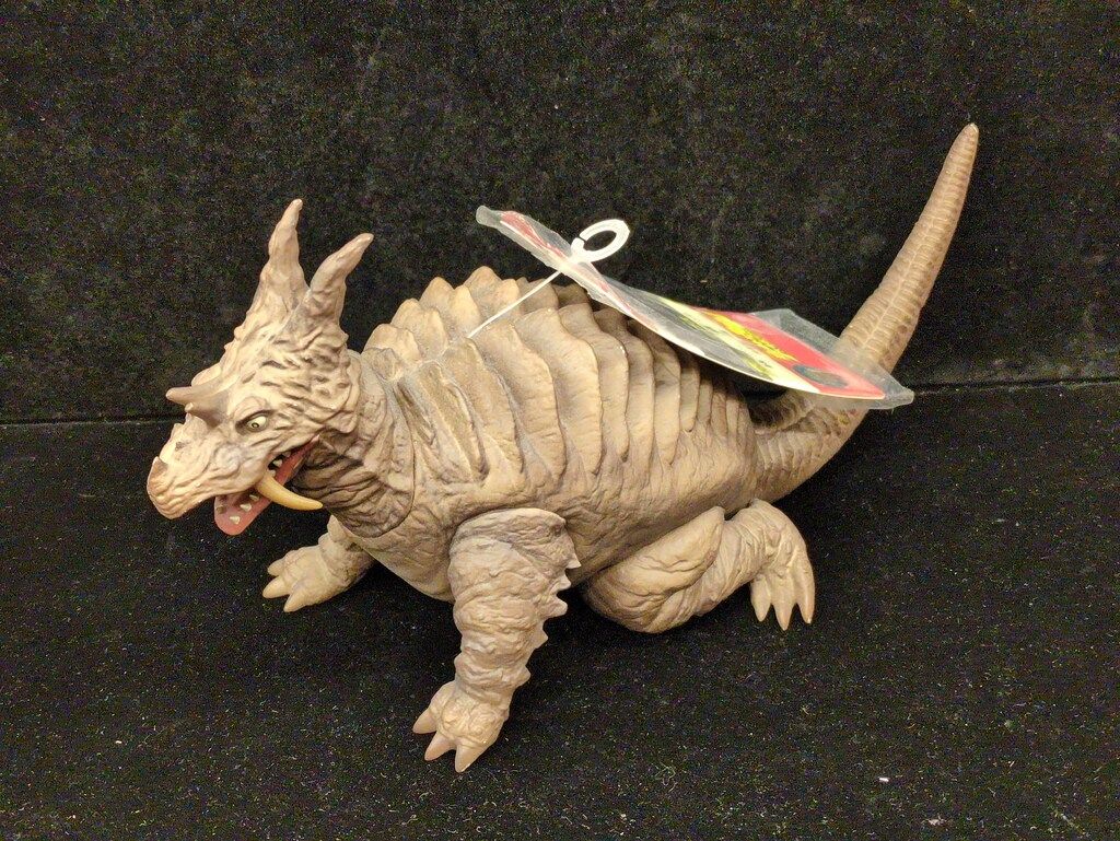 最終値下げ)ウルトラ大怪獣シリーズ5000 パゴス タグ付き 71JDsiFPnjL