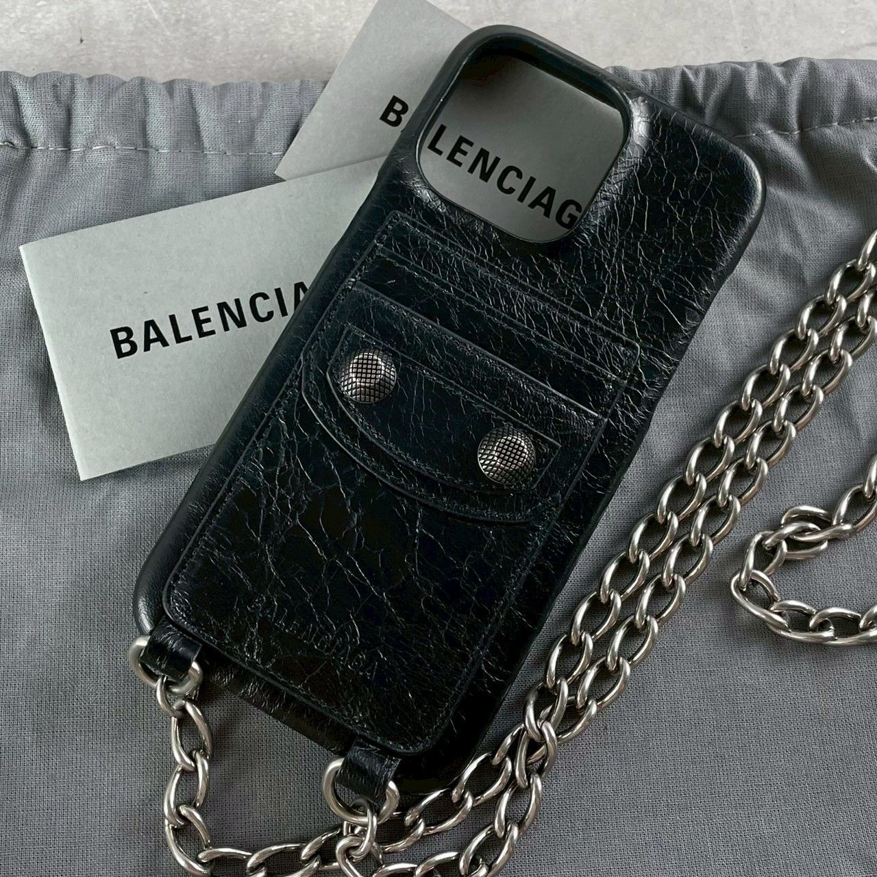 未使用級✨BALENCIAGA バレンシアガ iPhoneケース 黒 15promax