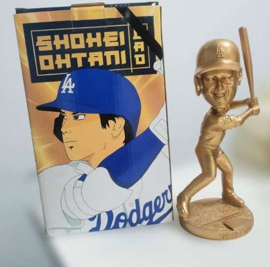 大谷翔平 ボブルヘッド ゴールド 年間シート会員限定 ドジャース 大谷