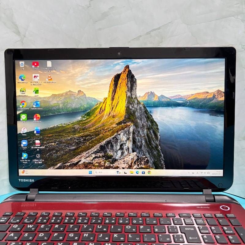 東芝 Core i7 SSD搭載ノートPC Win11 Office付 - メルカリ