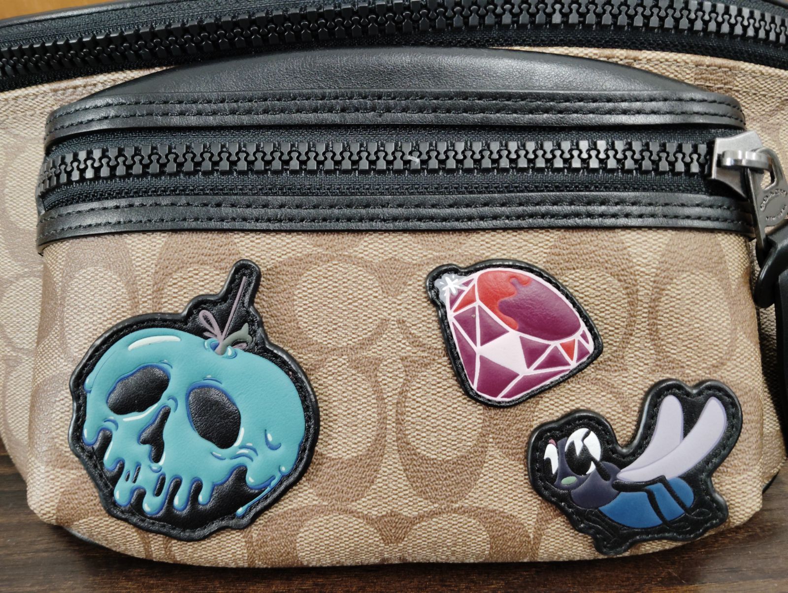 2623H52】 汚れあり COACH コーチ Disney 白雪姫 コラボ ウエスト