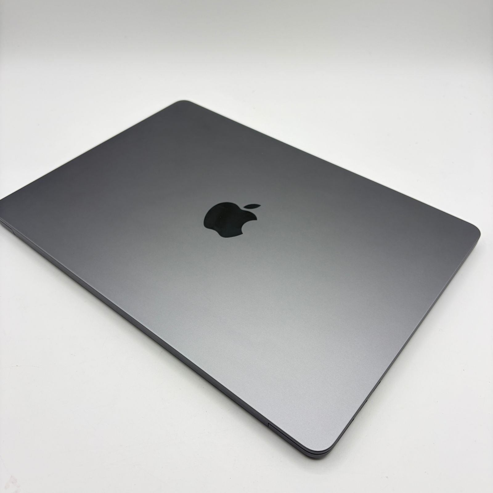 充放電回数14回】 Apple MacBook Air M3 13インチ A3113 16GB SSD