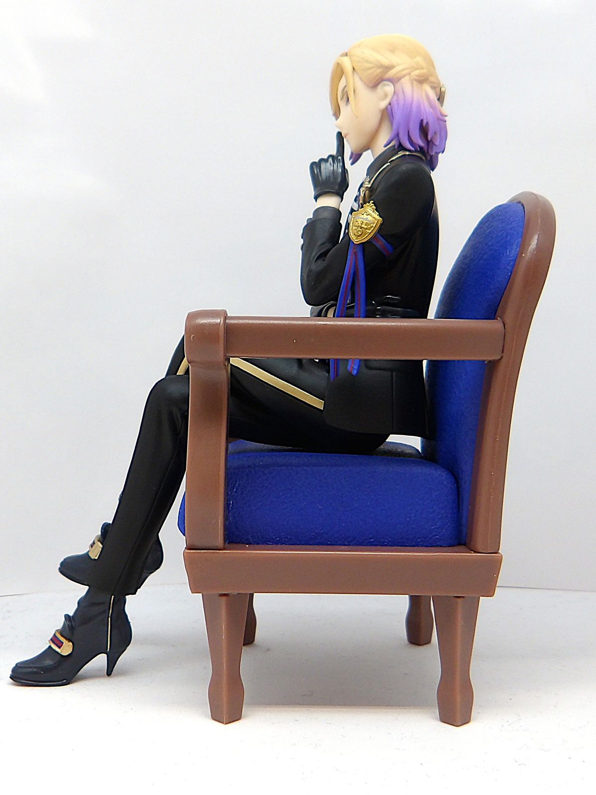 中古】 ディズニー ツイステッドワンダーランド プレミアムグレイス