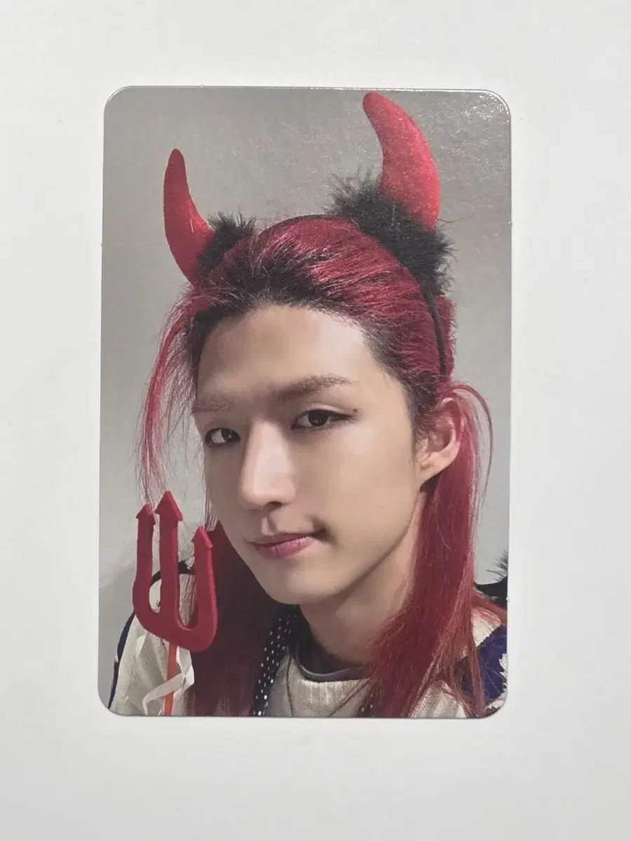 ジュンハン) Xdinary Heroes(エクディズ) view-ma 入場 トレカ 入場