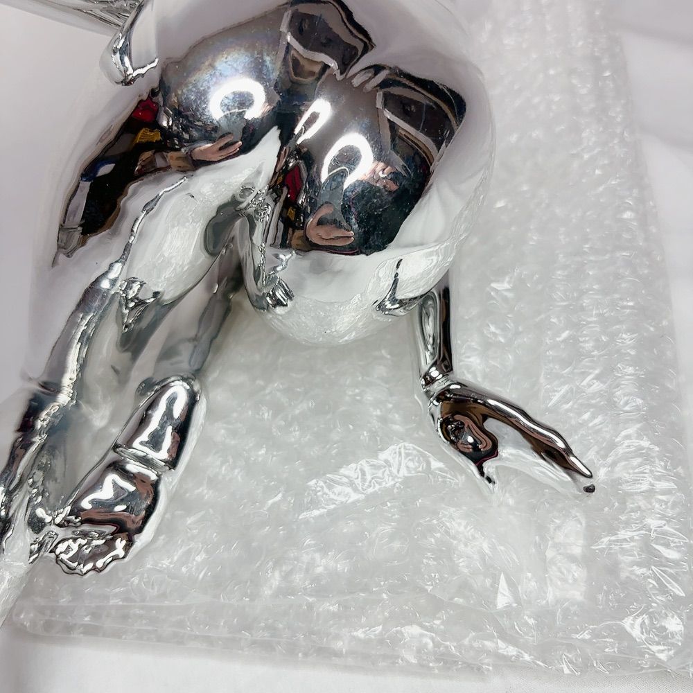 セクシーロボット フローティングフィギュア 空山基 ホットトイズ