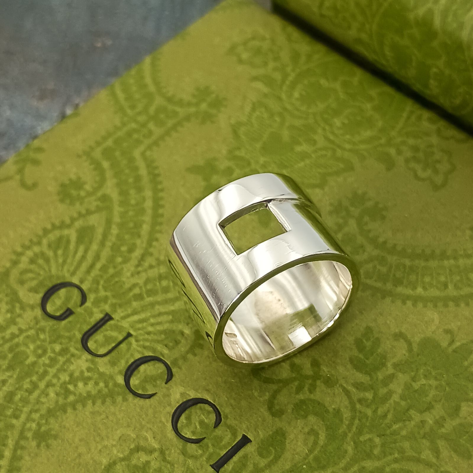 GUCCI グッチ 11号 モダニストリング 指輪 レディース シルバー925