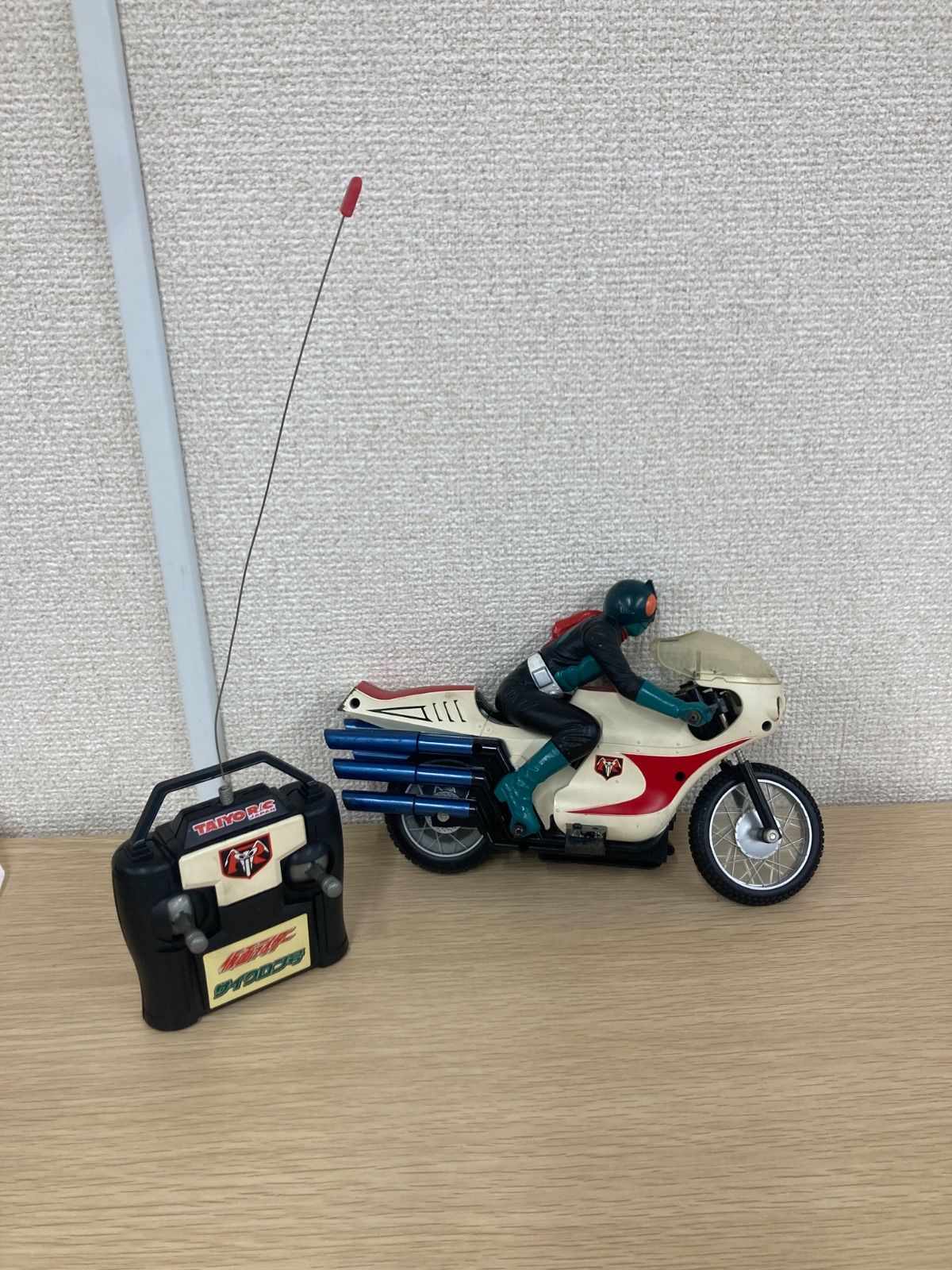 4【通電動作未確認】BANDAI/バンダイ 仮面ライダーサイクロン号