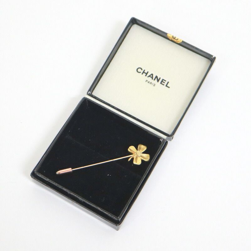 CHANEL シャネル ピンブローチ クローバー 03P ゴールド - メルカリ