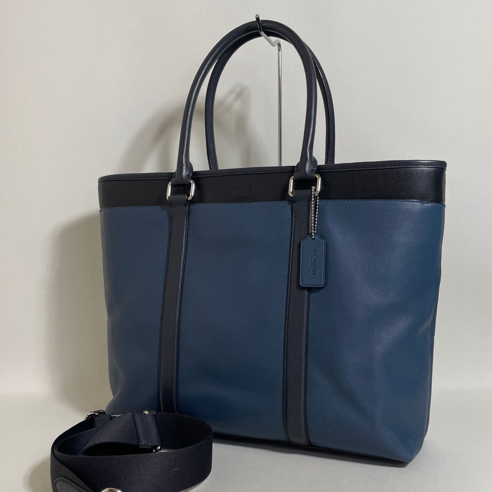 2512-202｜コーチ 2WAYトートバッグ レザー ネイビー - メルカリ
