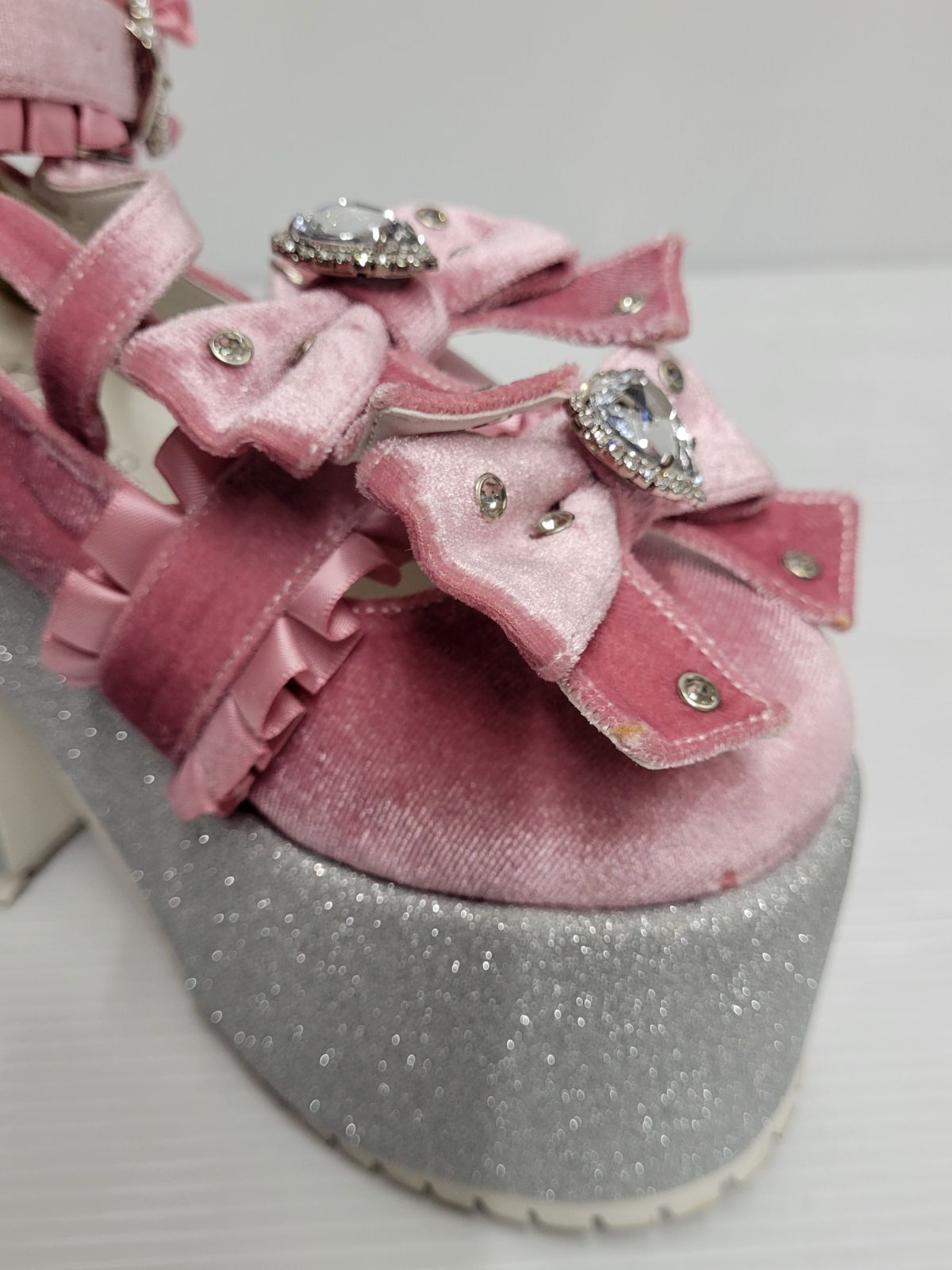 Ank Rouge】キラキラビジューベロアリボン厚底シューズ M - メルカリ