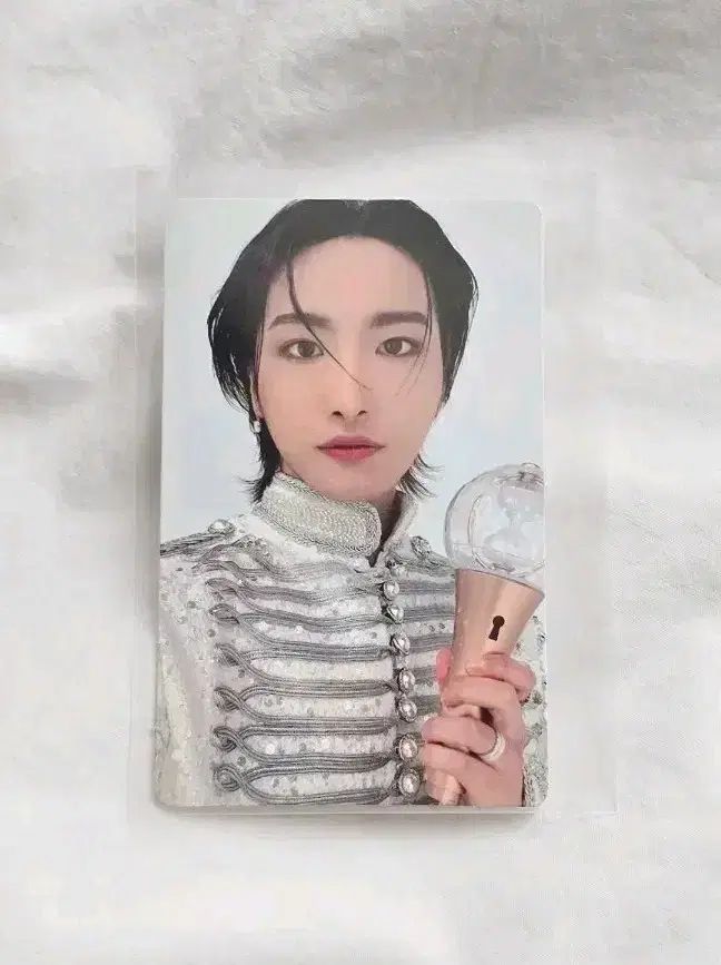 ATEEZ（エイティーズ・アチズ）ソンファ（SEONGHWA）コンサート THE