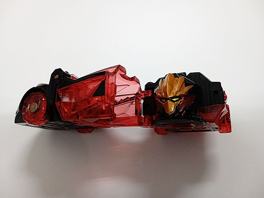 魔進戦隊キラメイジャー 「赤いスポーツカー魔進」 魔進マッカ